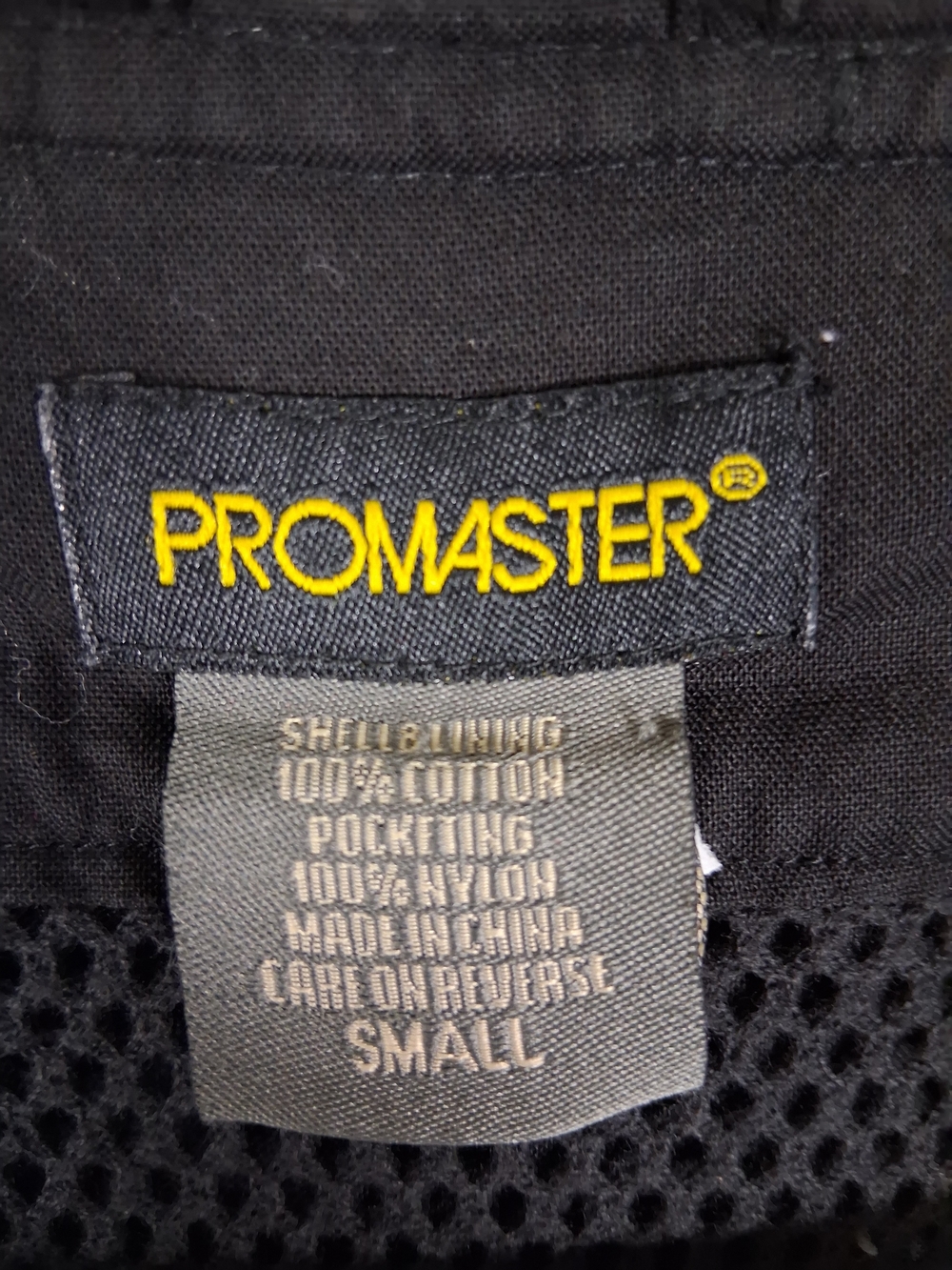 PROMARTER Men's Black Multi-Pocket Utility Vest by - Picture 2 of 15